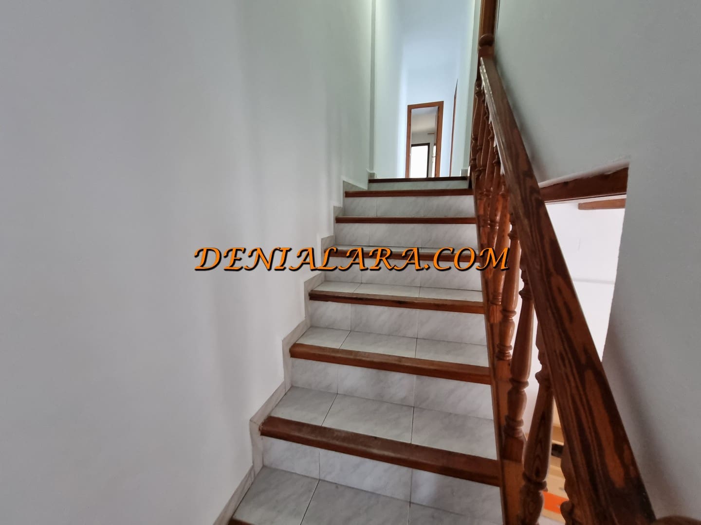 4 bedroom Townhouse for rent in Denia - € 1,100 (Ref: 9496641)