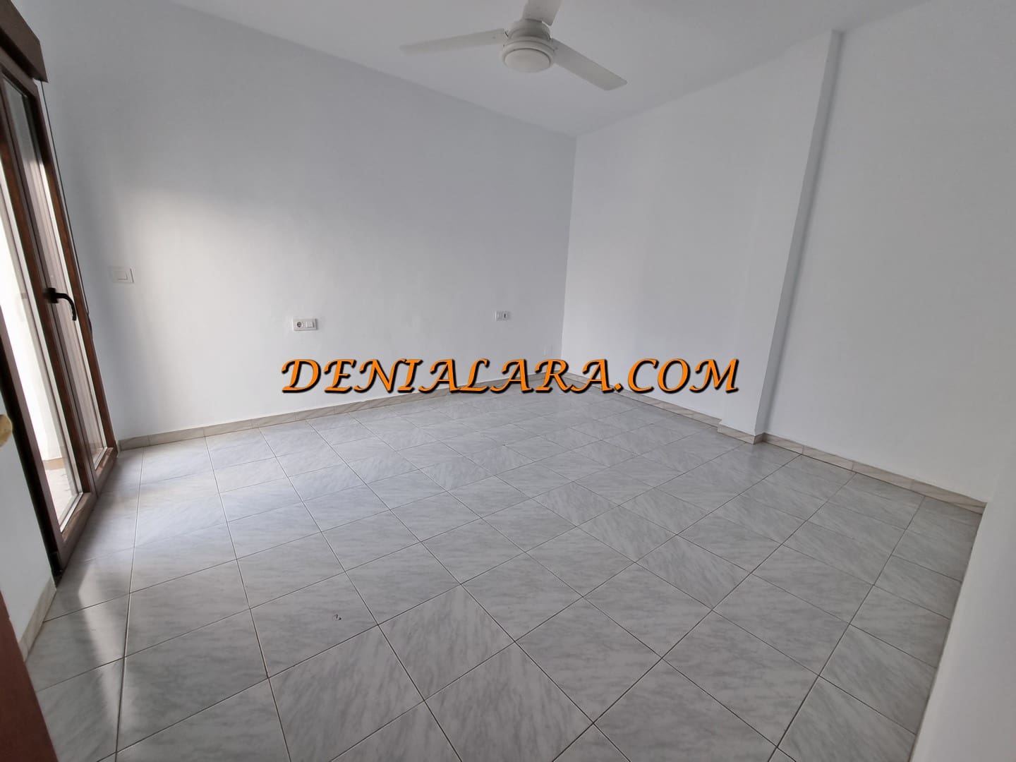 4 bedroom Townhouse for rent in Denia - € 1,100 (Ref: 9496641)