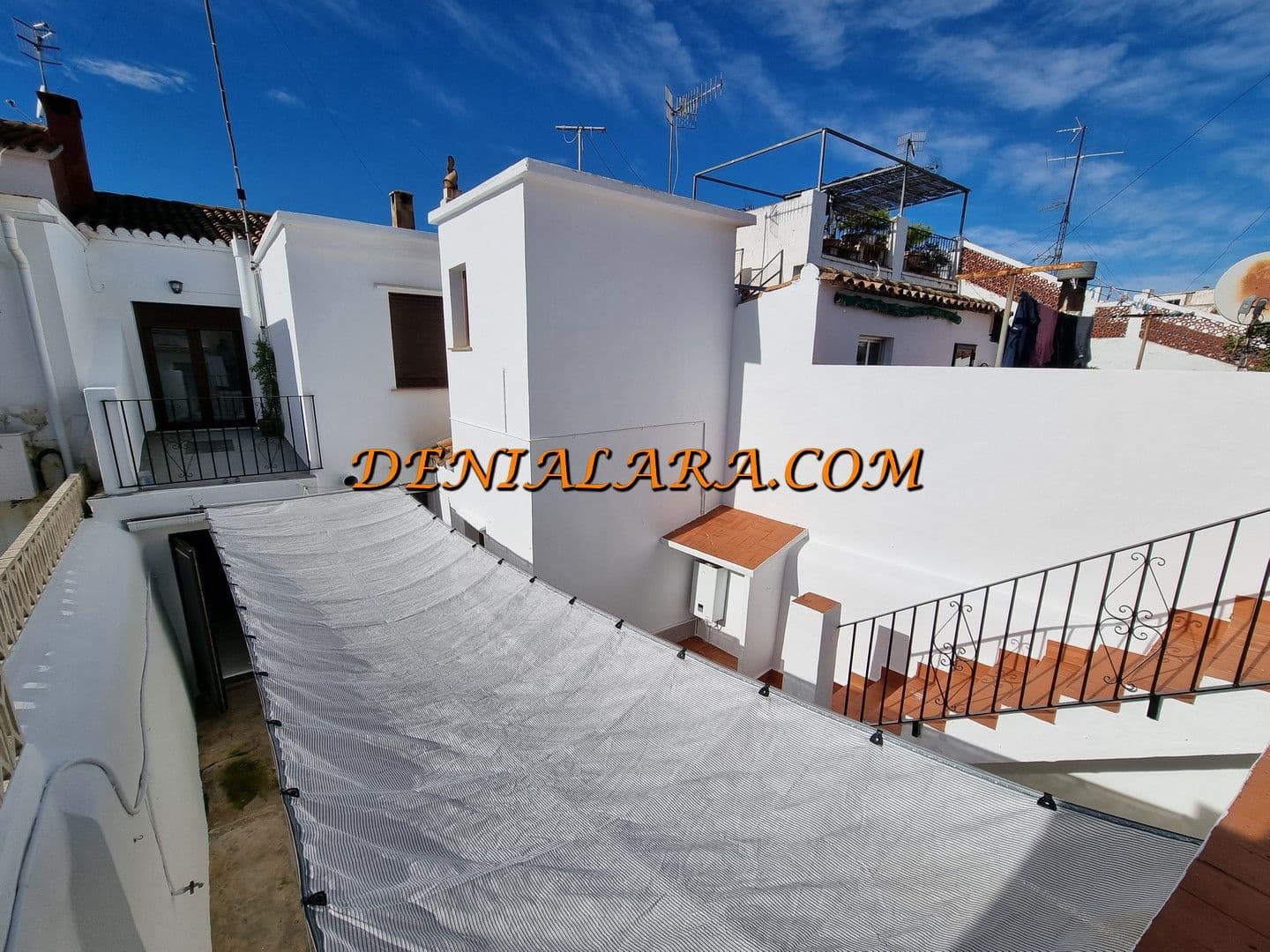 4 bedroom Townhouse for rent in Denia - € 1,100 (Ref: 9496641)