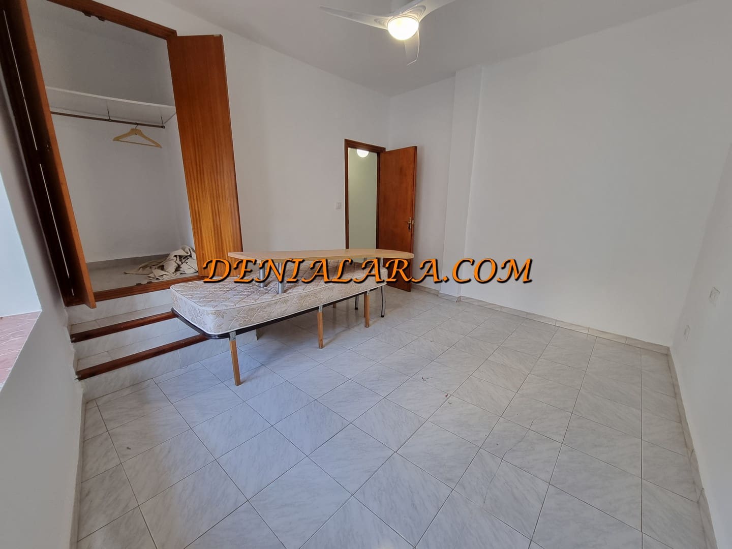 4 bedroom Townhouse for rent in Denia - € 1,100 (Ref: 9496641)