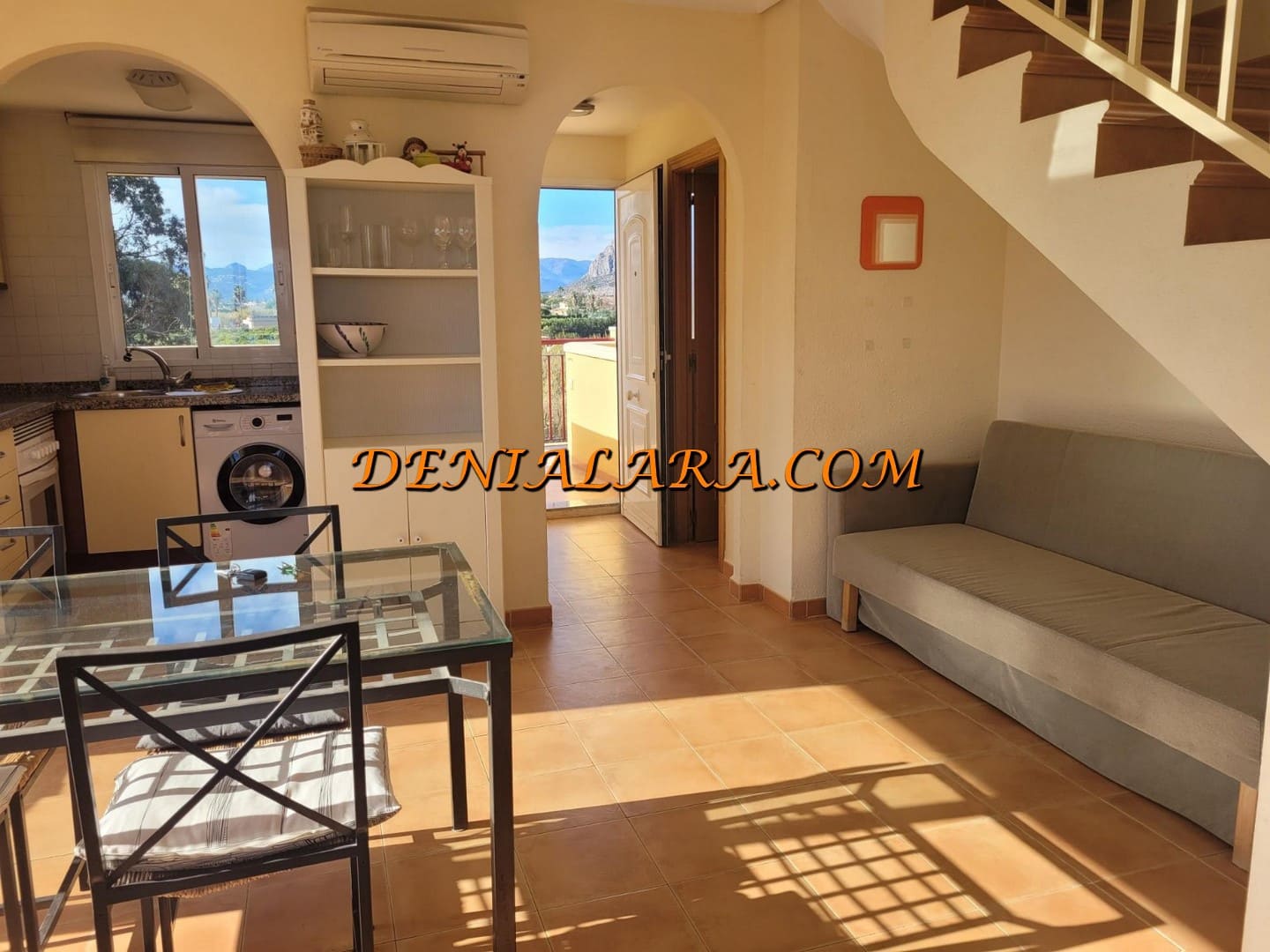 2 Zimmer Apartment zu vermieten in Denia mit Pool Garage - 1.300 € (Ref: 9534843)