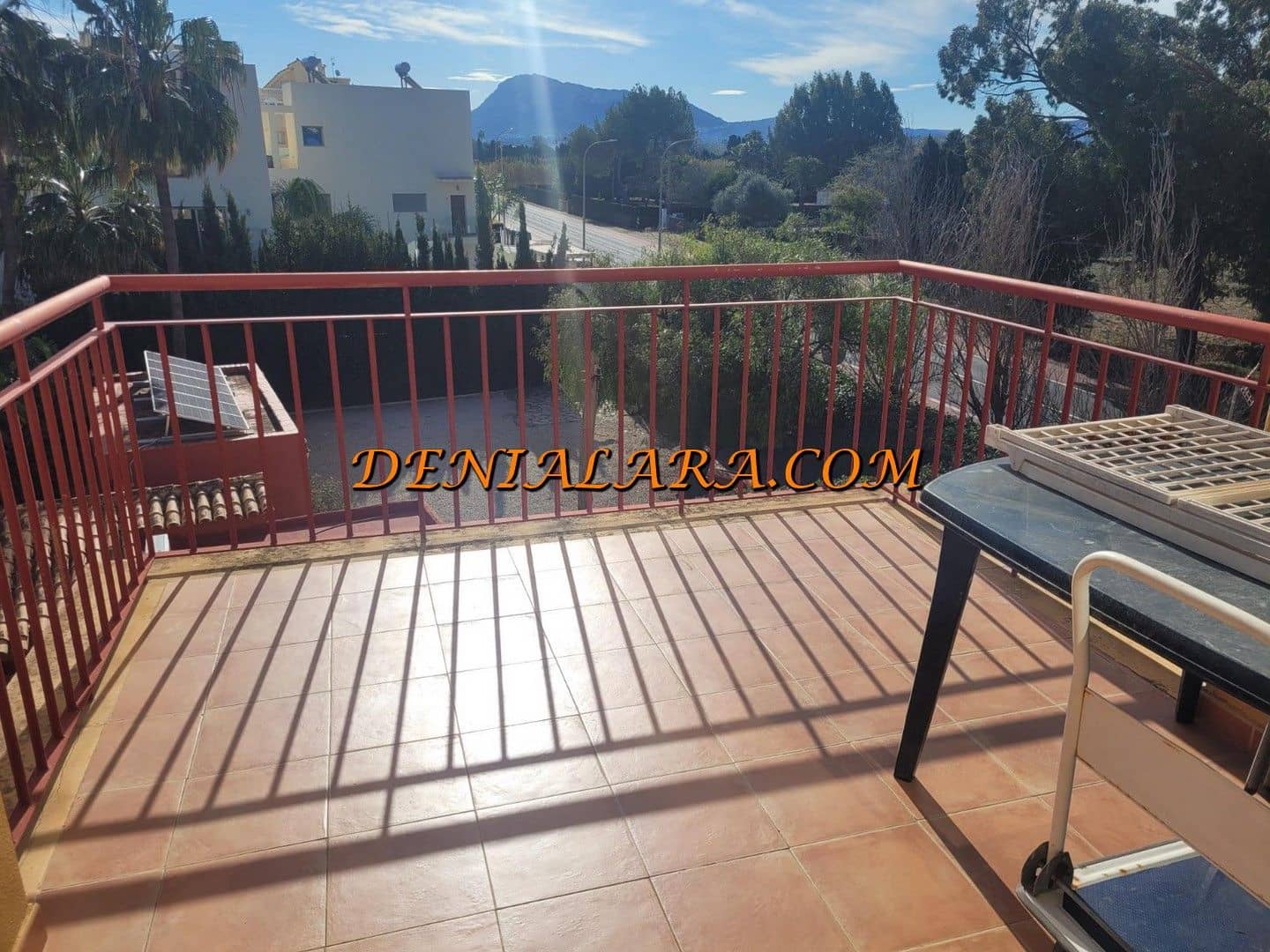 2 Zimmer Apartment zu vermieten in Denia mit Pool Garage - 1.300 € (Ref: 9534843)