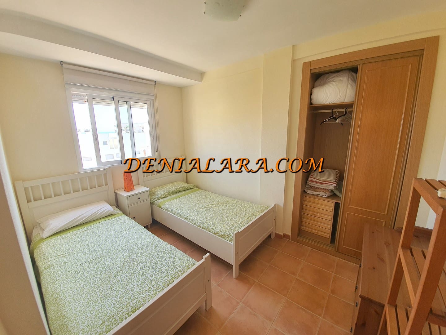 2 Zimmer Apartment zu vermieten in Denia mit Pool Garage - 1.300 € (Ref: 9534843)