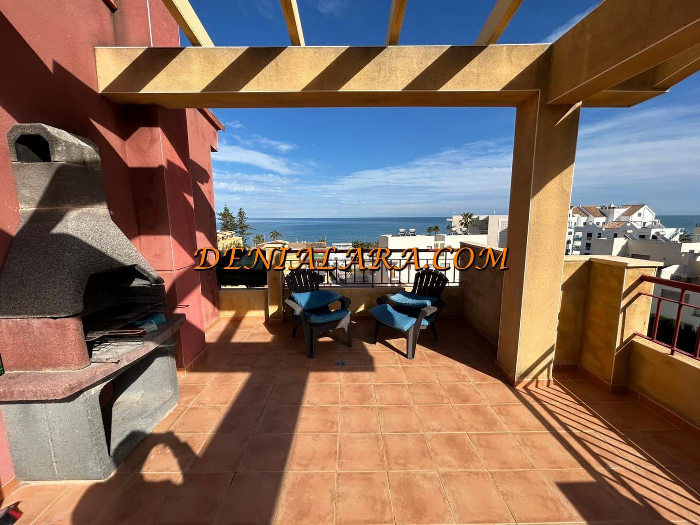 2 bedroom Apartment for rent in Denia with pool garage - € 1,280 (Ref: 9534843)