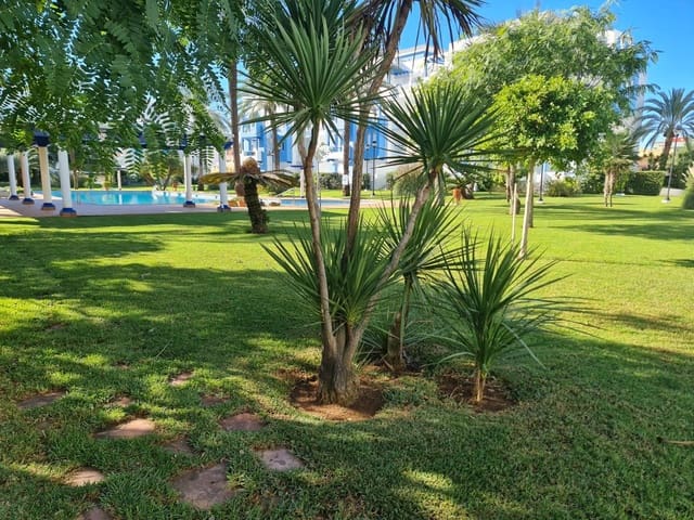 1 sypialnia Apartament do wynajęcia w Dénia z basenem garażem - 700 € (Ref: 9538984)