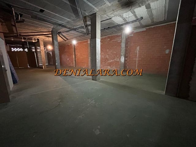 Kaupallinen vuokrattavana paikassa Dénia - 750 € (Ref: 9559762)