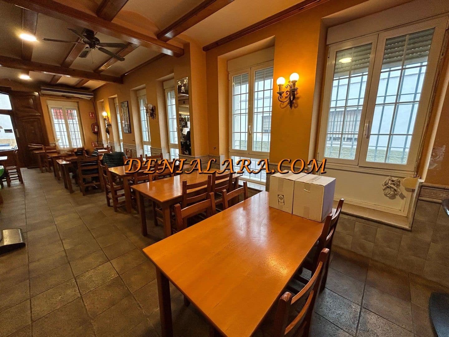 Restaurant/Bar til salg i Els Poblets - € 315.000 (Ref: 9562236)