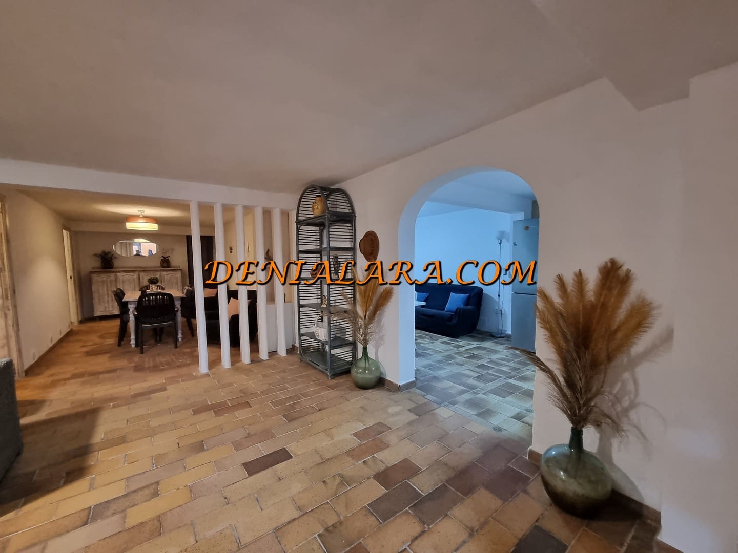 Villa/Maison de 3 chambres à louer à Denia - 1 300 € (Ref: 9566648)