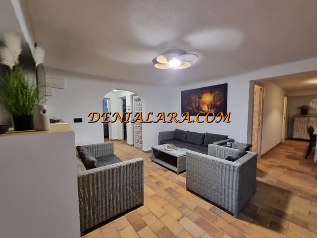 Villa/Maison de 3 chambres à louer à Dénia - 1 300 € (Ref: 9566648)