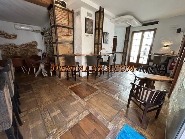 Ravintola/baari vuokrattavana paikassa Dénia - 1 800 € (Ref: 9569518)