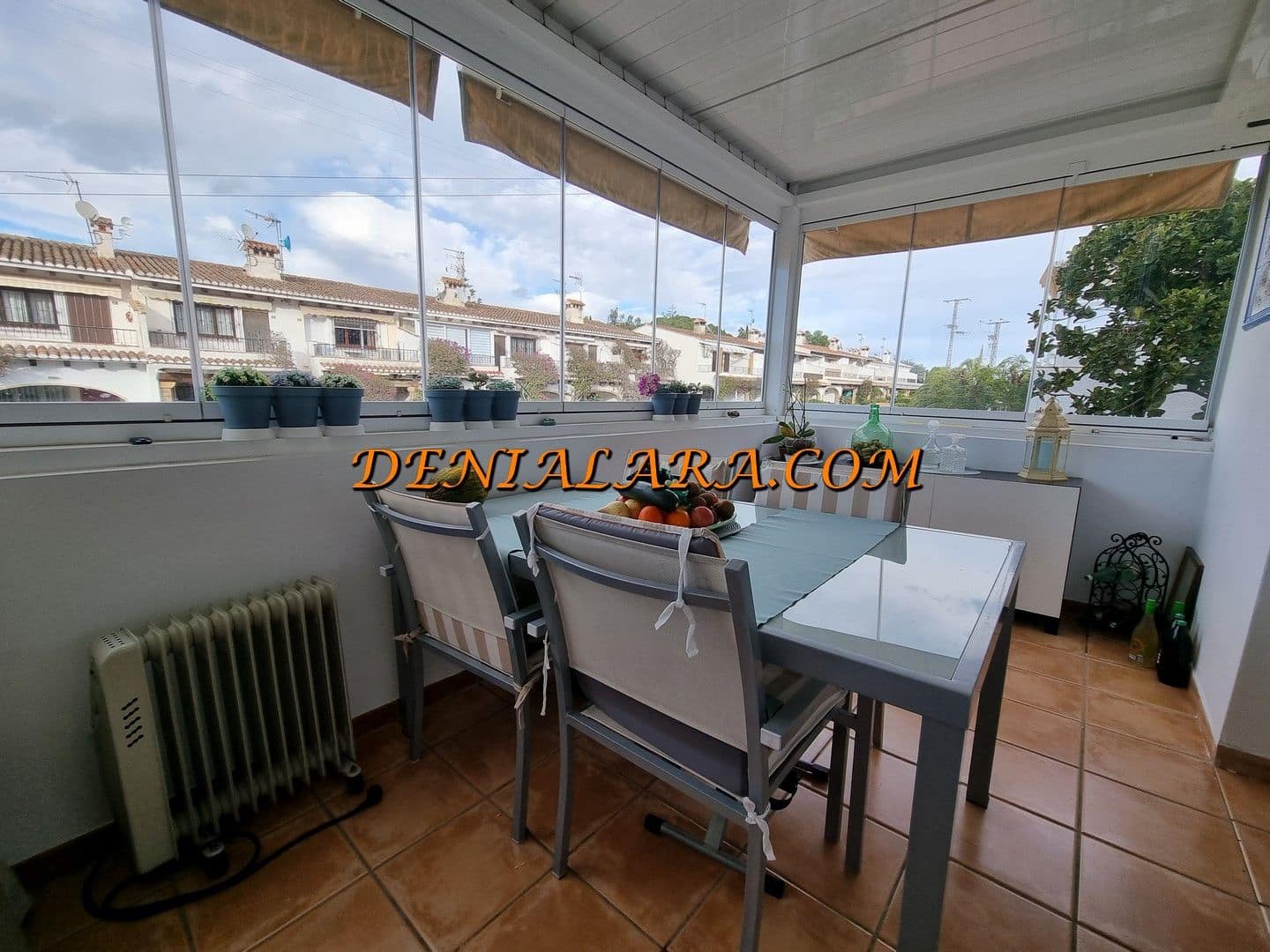 3 sypialnia Dom szeregowy na sprzedaż w Denia z basenem - 440 000 € (Ref: 9573441)