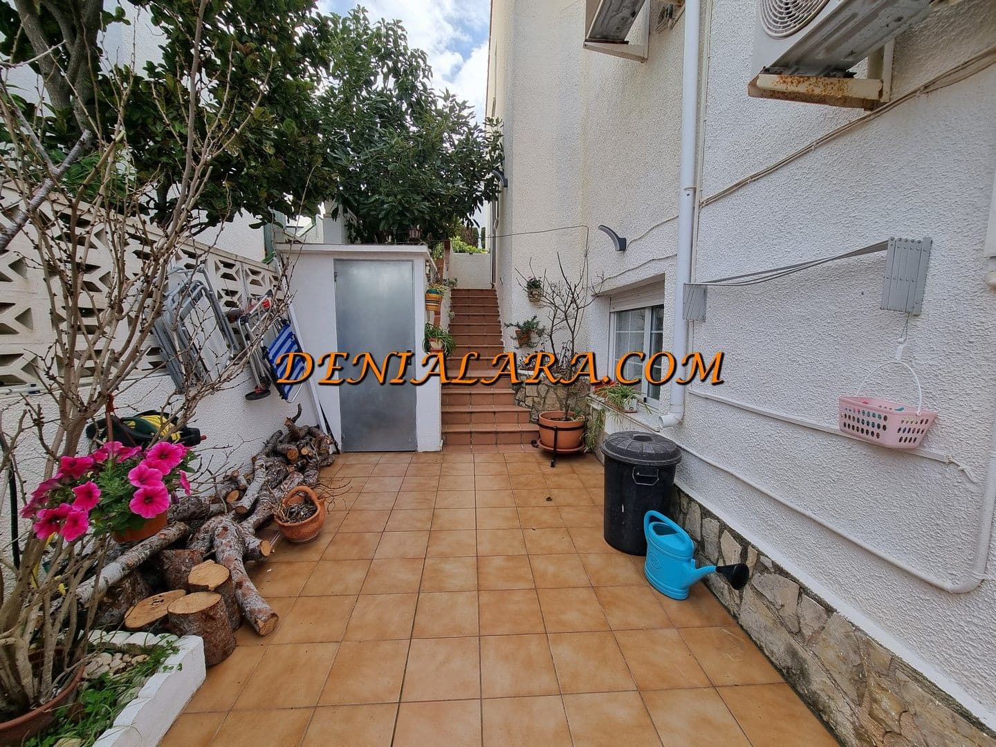 3 sypialnia Dom szeregowy na sprzedaż w Denia z basenem - 440 000 € (Ref: 9573441)