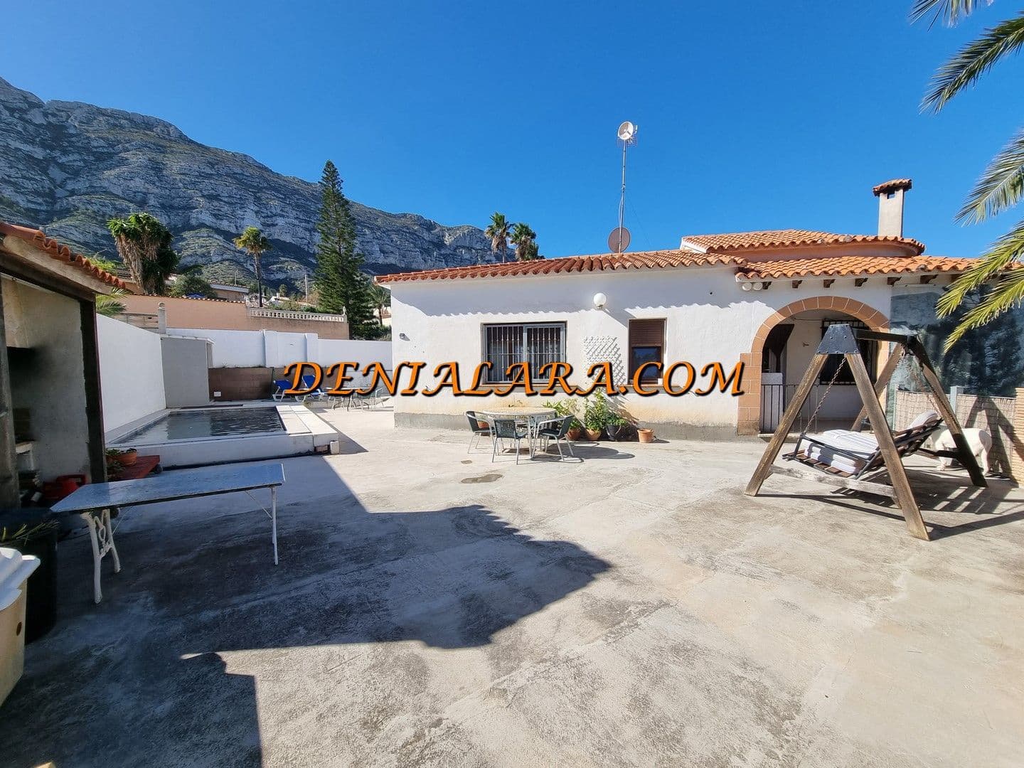 2 soveværelse Villa til salg i Denia med swimmingpool garage - € 750.000 (Ref: 9603389)