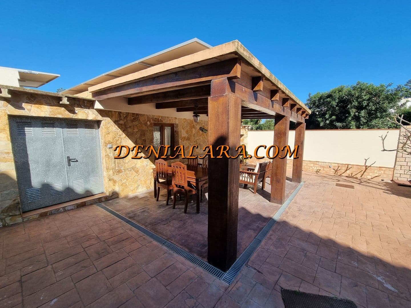 2 soveværelse Villa til salg i Denia med swimmingpool garage - € 750.000 (Ref: 9603389)