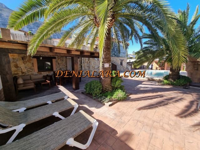 2 soveværelse Villa til salg i Dénia med swimmingpool garage - € 750.000 (Ref: 9603389)