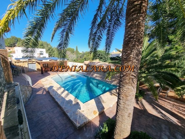 2 soveværelse Villa til salg i Dénia med swimmingpool garage - € 750.000 (Ref: 9603389)