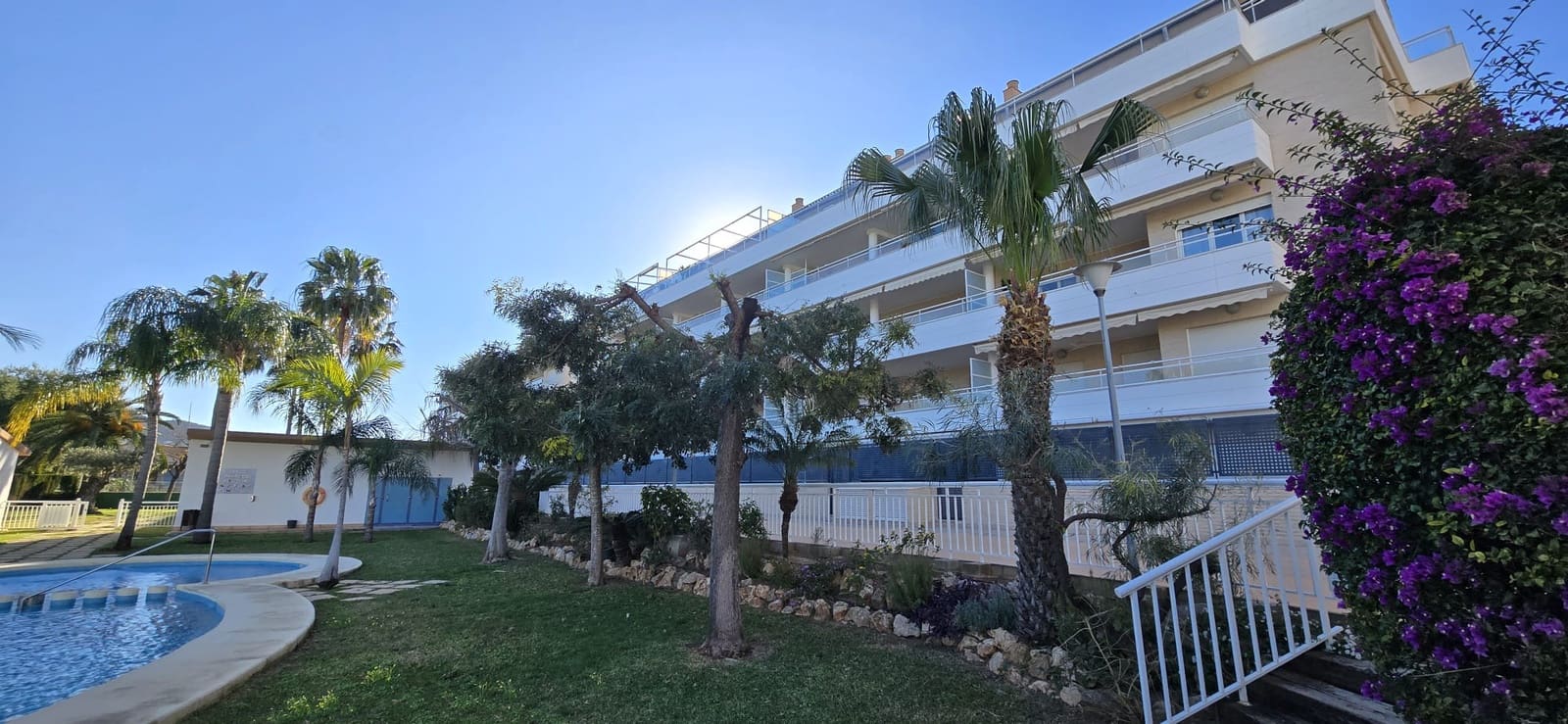 2 bedroom Apartment for sale in Denia with pool garage - € 289,999 (Ref: 9618732)