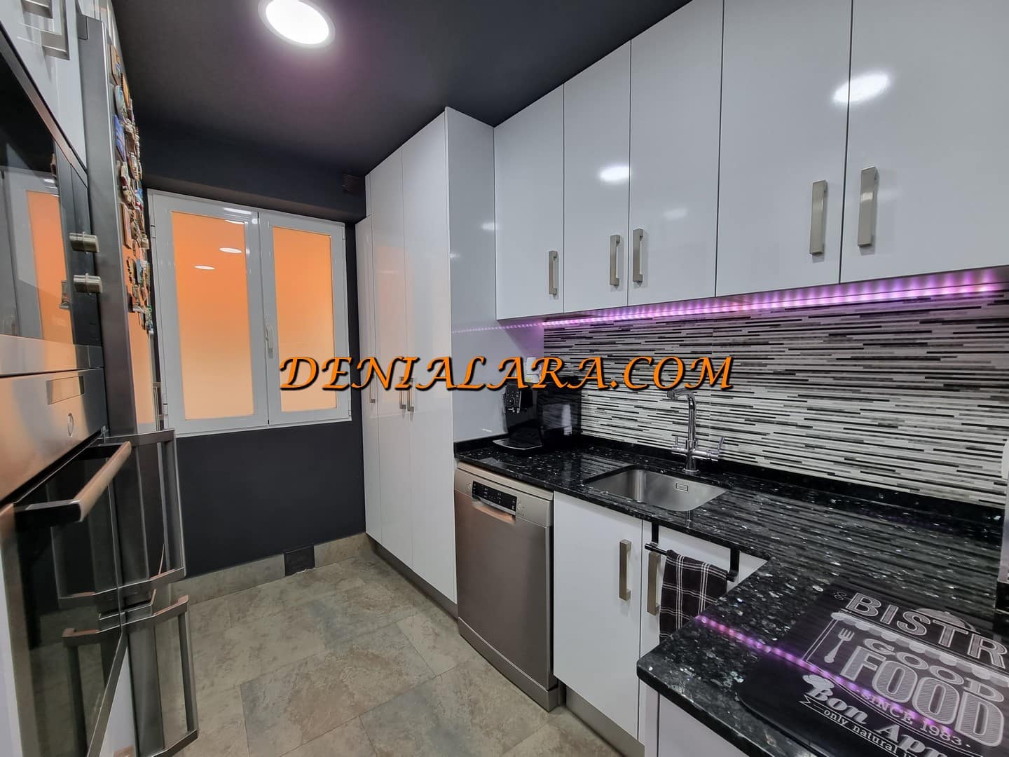 Piso de 3 habitaciones en Dénia en venta - 220.000 € (Ref: 9632837)