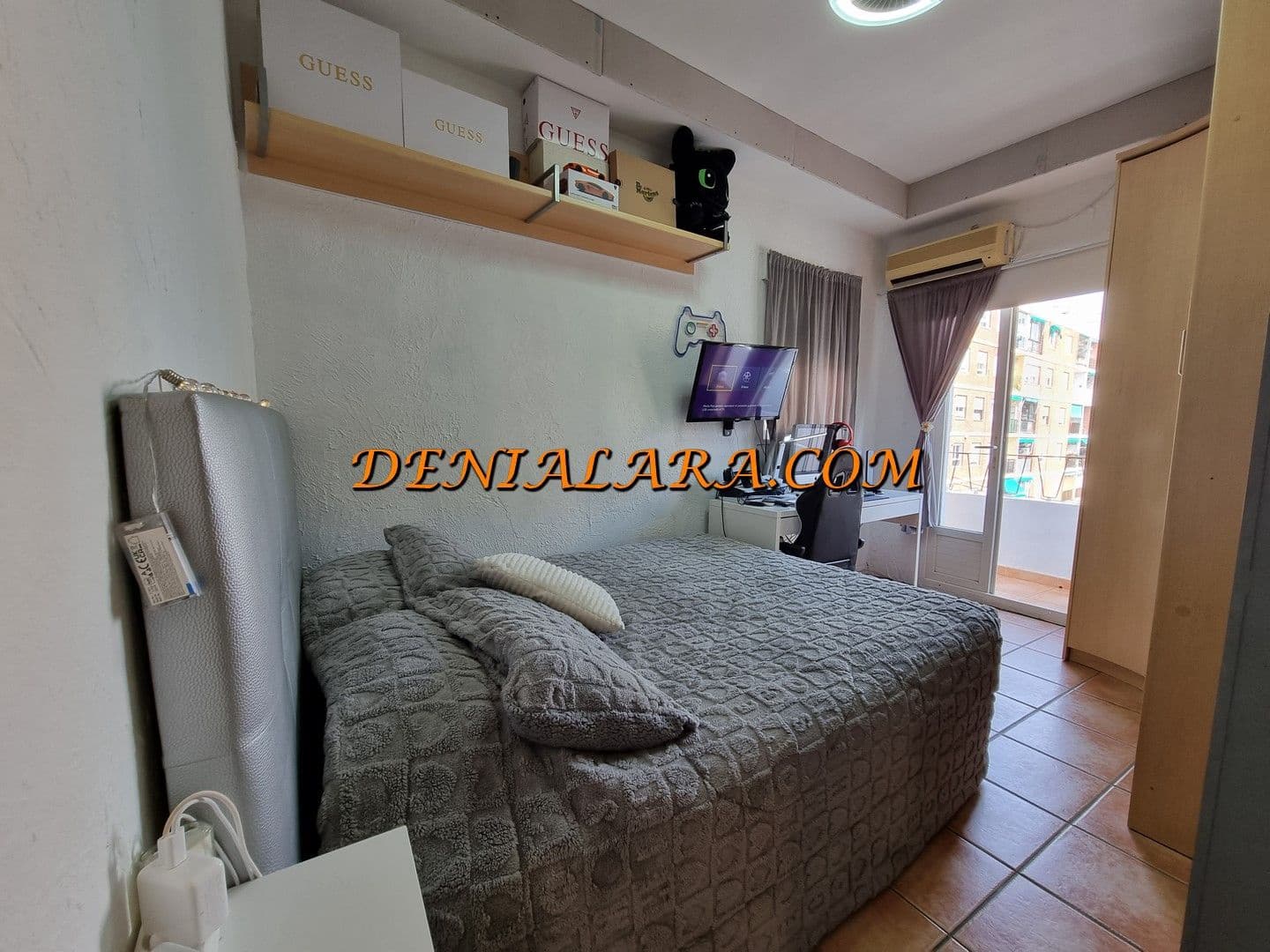 Piso de 3 habitaciones en Dénia en venta - 220.000 € (Ref: 9632837)