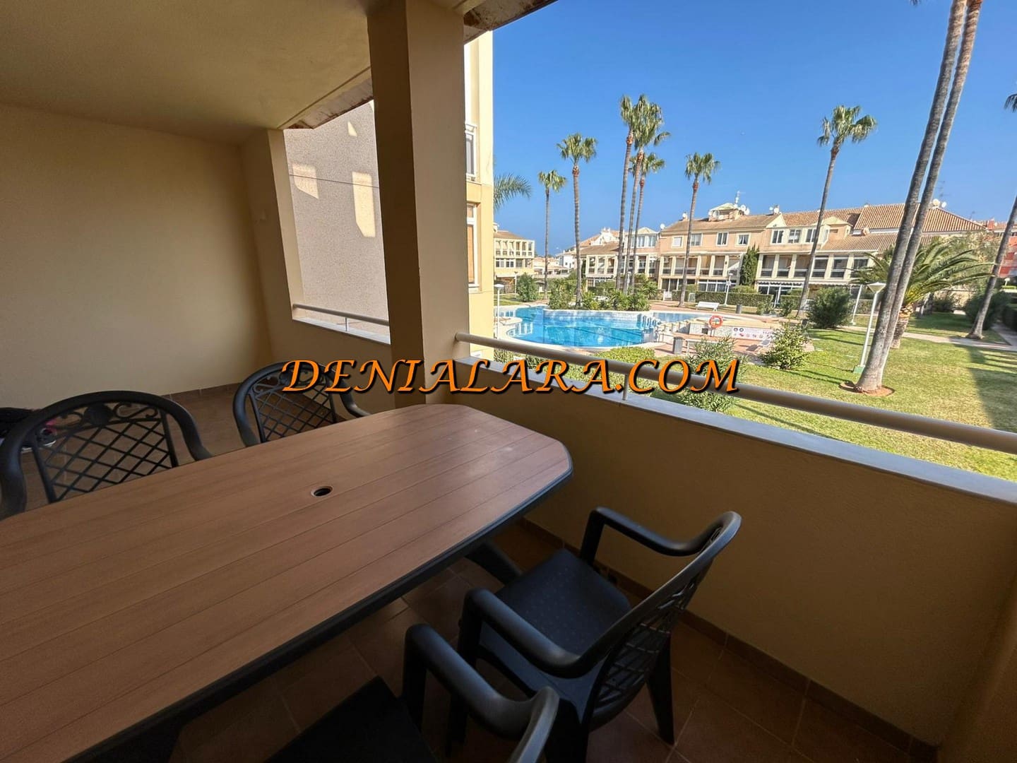 2 soveværelse Lejlighed til salg i Denia med swimmingpool garage - € 296.000 (Ref: 9635228)