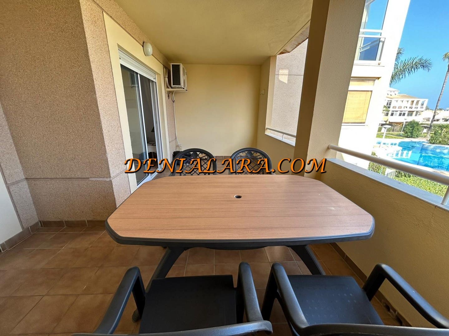 2 soveværelse Lejlighed til salg i Denia med swimmingpool garage - € 296.000 (Ref: 9635228)