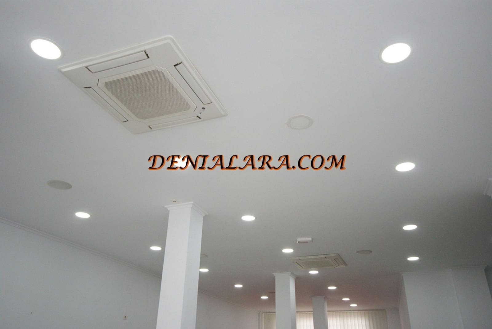 1 makuuhuone Kaupallinen vuokrattavana paikassa Denia - 1 000 € (Ref: 9646075)