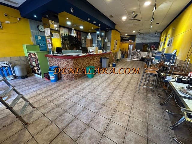 Comercial para venda em Dénia - 137 000 € (Ref: 9646445)