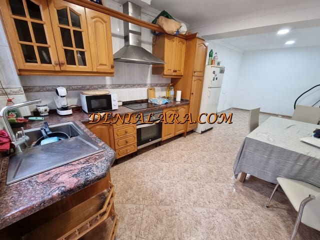 4 bedroom Townhouse for sale in Pego - € 154,000 (Ref: 9671293)