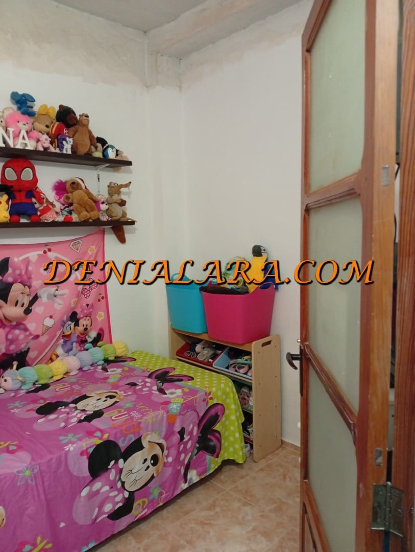 6 makuuhuone Omakotitalo myytävänä paikassa Gata de Gorgos - 270 000 € (Ref: 9678217)