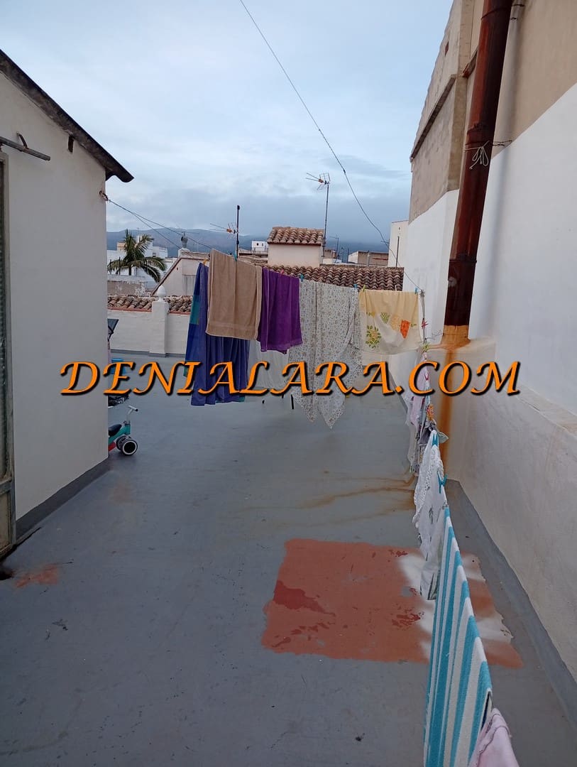 6 makuuhuone Omakotitalo myytävänä paikassa Gata de Gorgos - 270 000 € (Ref: 9678217)