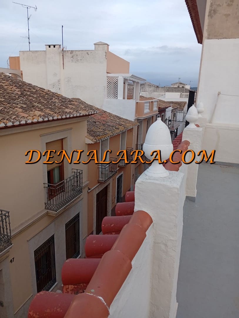 6 makuuhuone Omakotitalo myytävänä paikassa Gata de Gorgos - 270 000 € (Ref: 9678217)