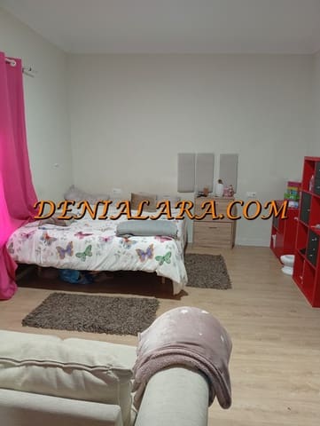 6 makuuhuone Omakotitalo myytävänä paikassa Gata de Gorgos - 270 000 € (Ref: 9678217)