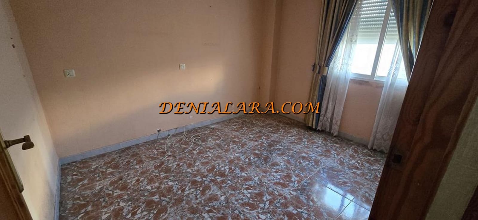 4 Zimmer Wohnung zu verkaufen in Denia mit Garage - 199.999 € (Ref: 9679308)