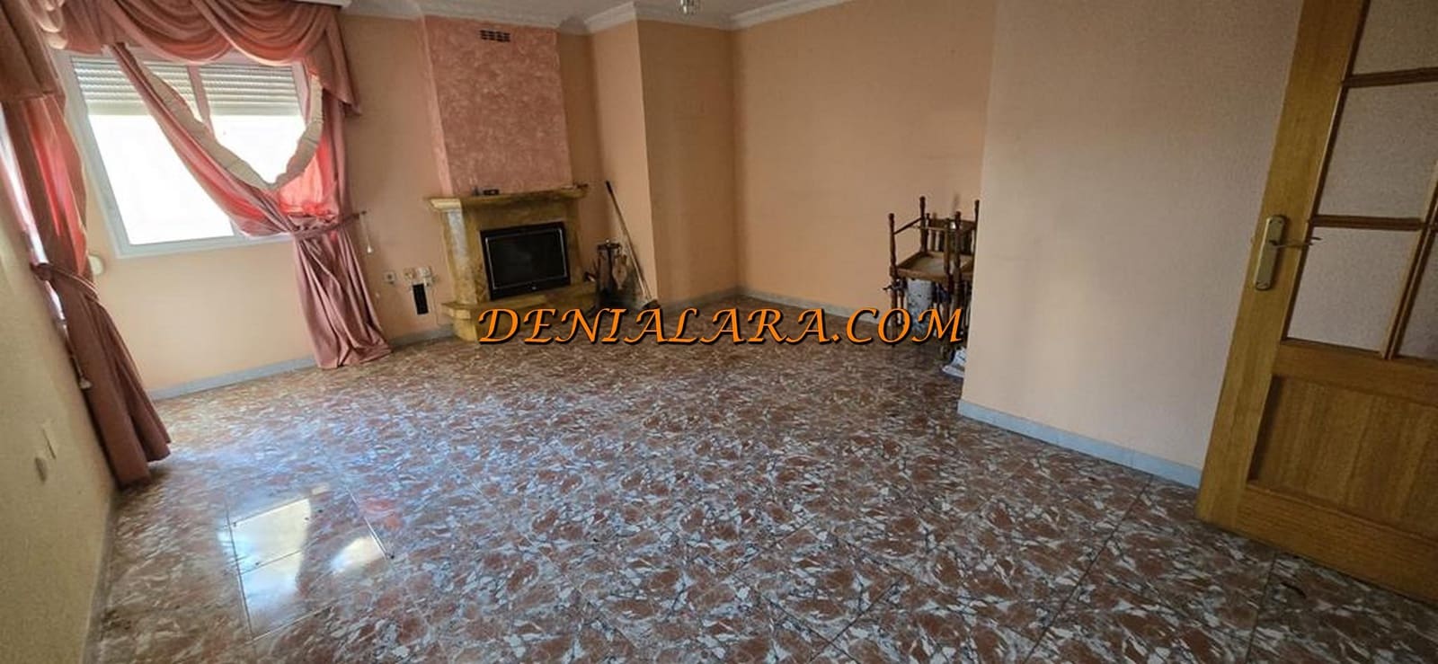 4 Zimmer Wohnung zu verkaufen in Denia mit Garage - 199.999 € (Ref: 9679308)