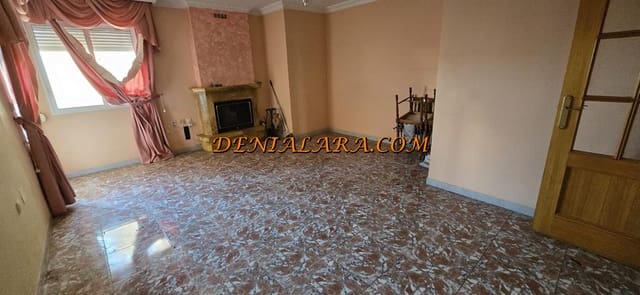 4 Zimmer Wohnung zu verkaufen in Dénia mit Garage - 199.999 € (Ref: 9679308)