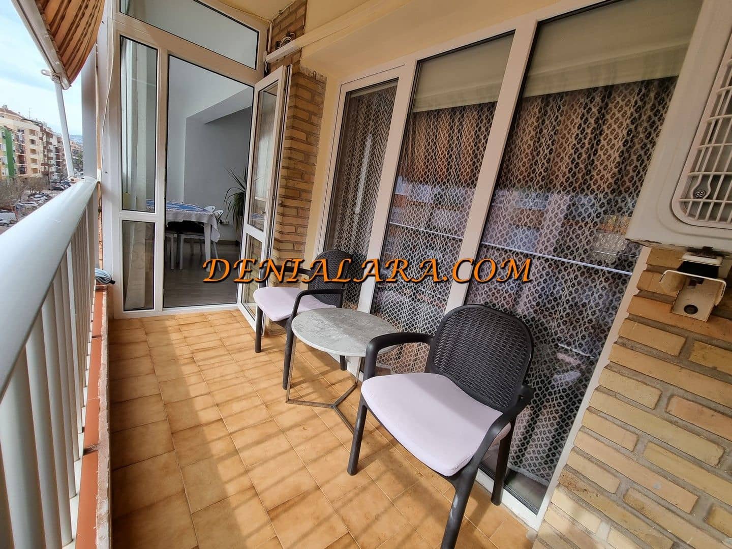 Piso de 3 habitaciones en Dénia en venta - 189.999 € (Ref: 9699290)