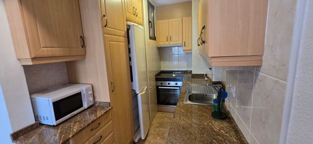 Appartement de 2 chambres à louer à Dénia avec piscine garage - 600 € (Ref: 9720345)