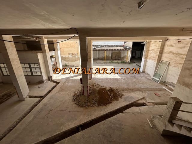 Kommersiell til leie i Dénia med garasje - € 3 600 (Ref: 9795541)