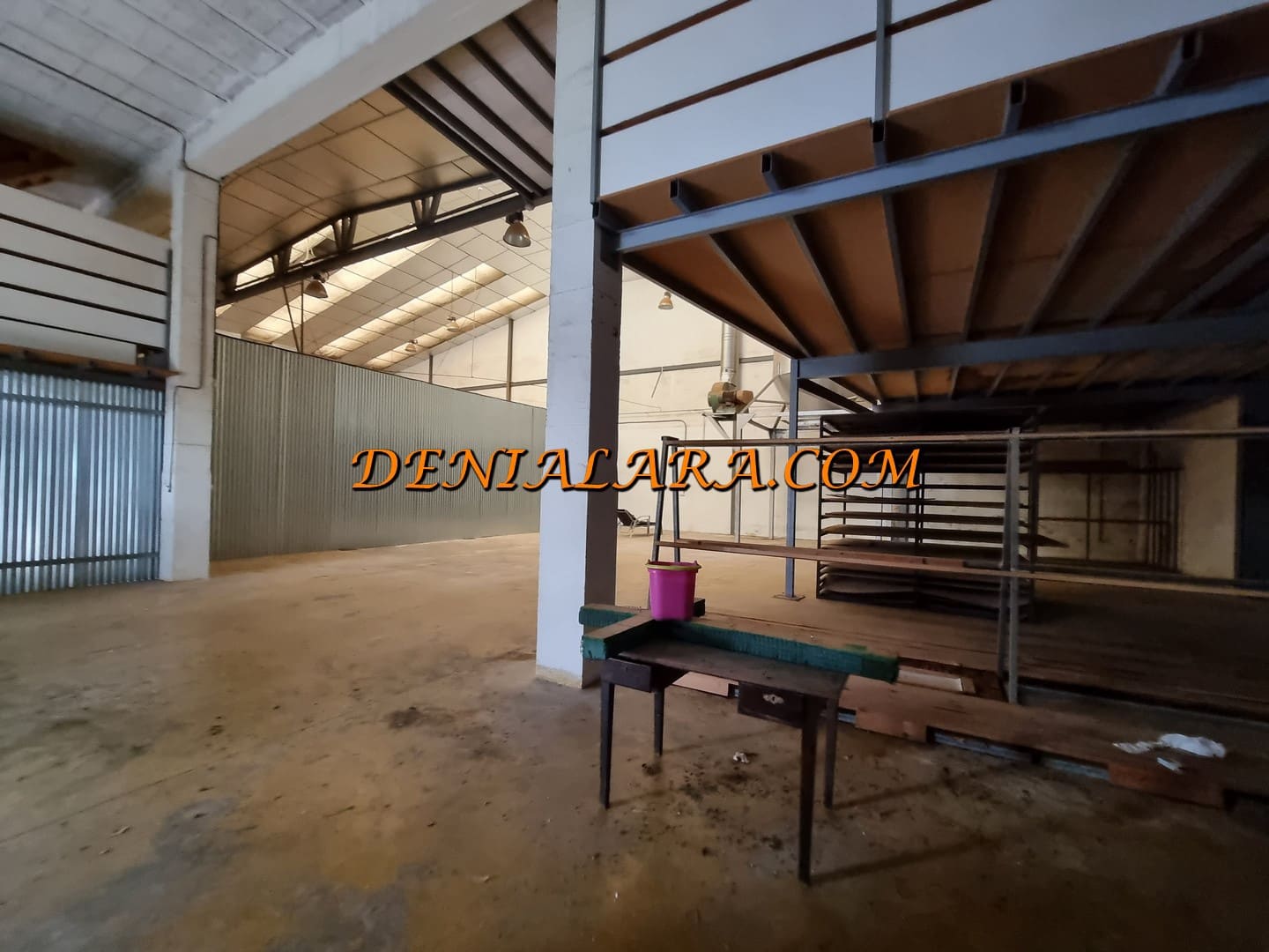 Komercyjne do wynajęcia w Pego - 900 € (Ref: 9798013)