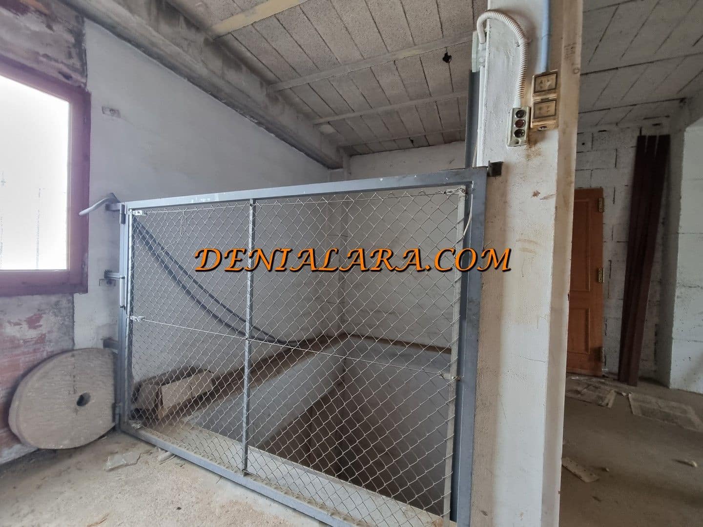 Komercyjne do wynajęcia w Pego - 900 € (Ref: 9798013)