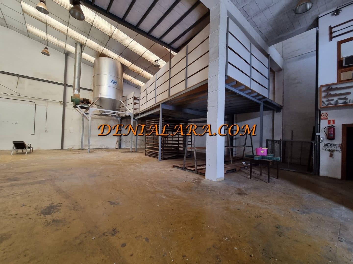 Kommersiell till salu i Pego - 549 999 € (Ref: 9798394)