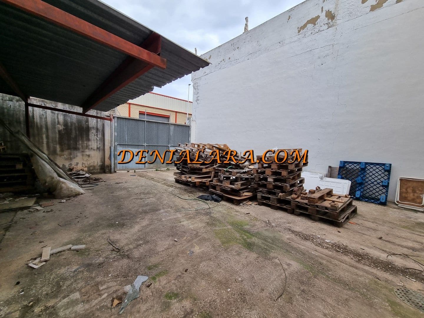 Kommersiell til leie i Ondara med garasje - € 1 800 (Ref: 9807211)