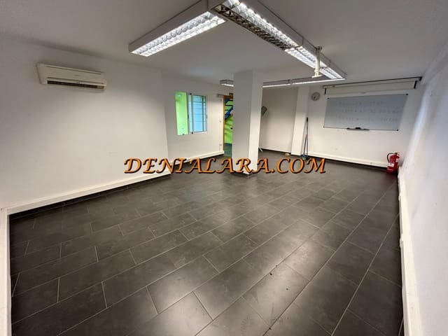 Kommersiell til leie i Dénia - € 850 (Ref: 9821610)