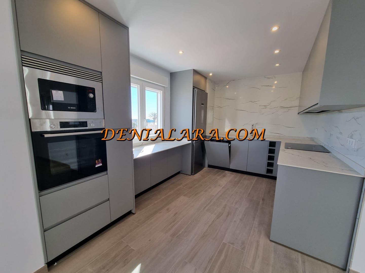 3 bedroom Flat for rent in Denia - € 1,300 (Ref: 9834859)