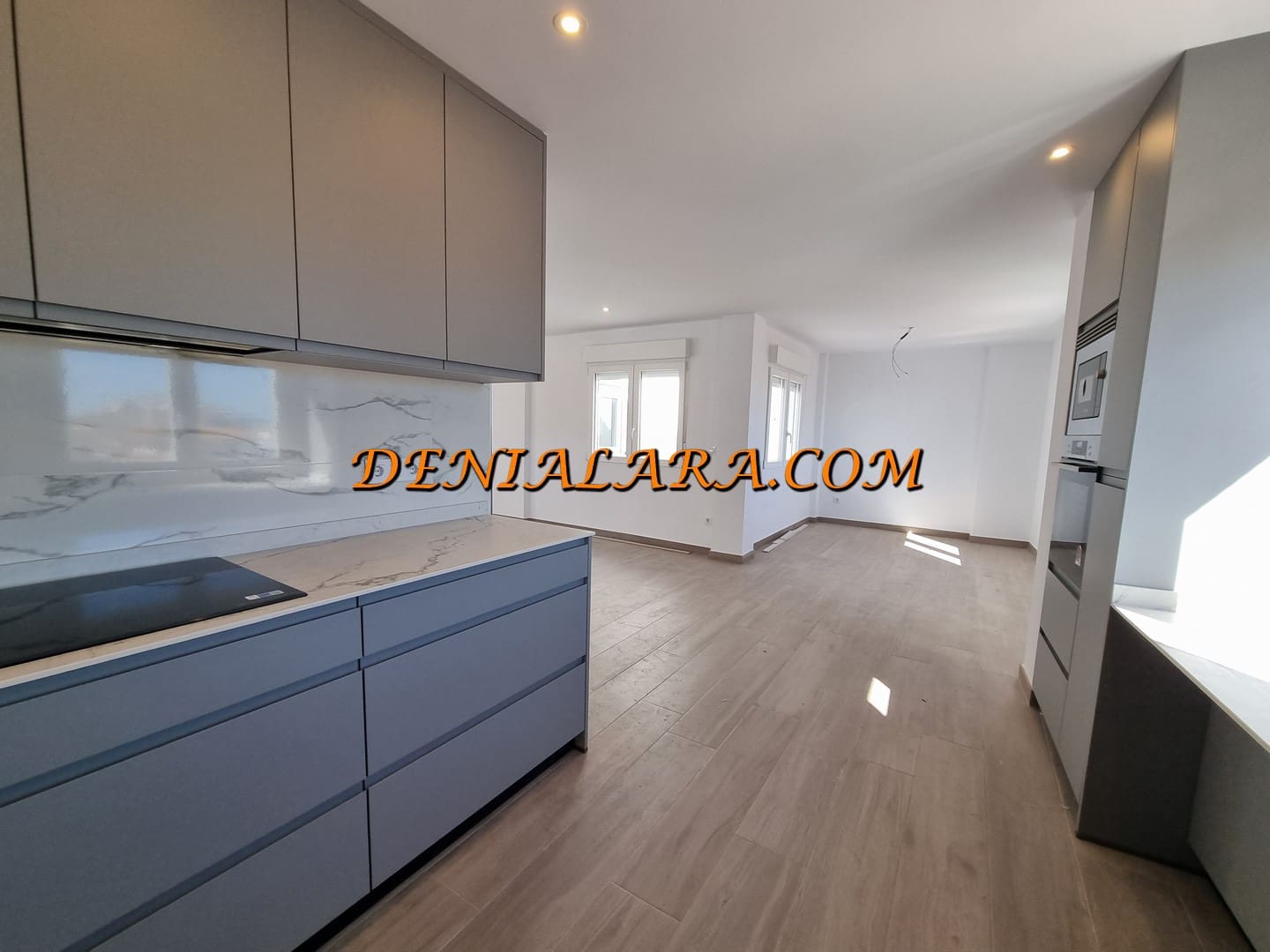 3 bedroom Flat for rent in Denia - € 1,300 (Ref: 9834859)