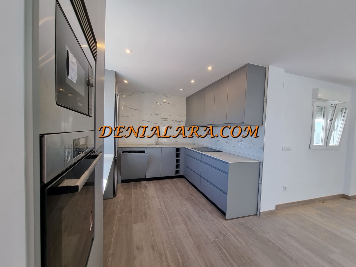 3 bedroom Flat for rent in Denia - € 1,300 (Ref: 9834859)