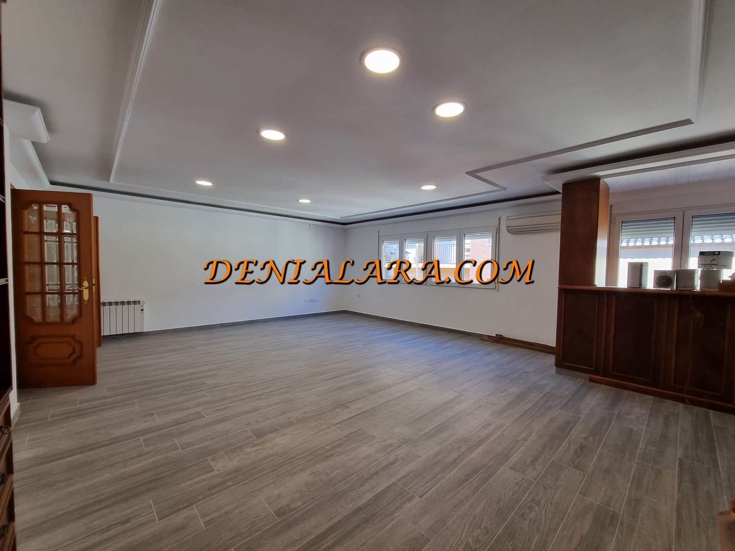4 bedroom Flat for rent in Denia - € 1,500 (Ref: 9834860)