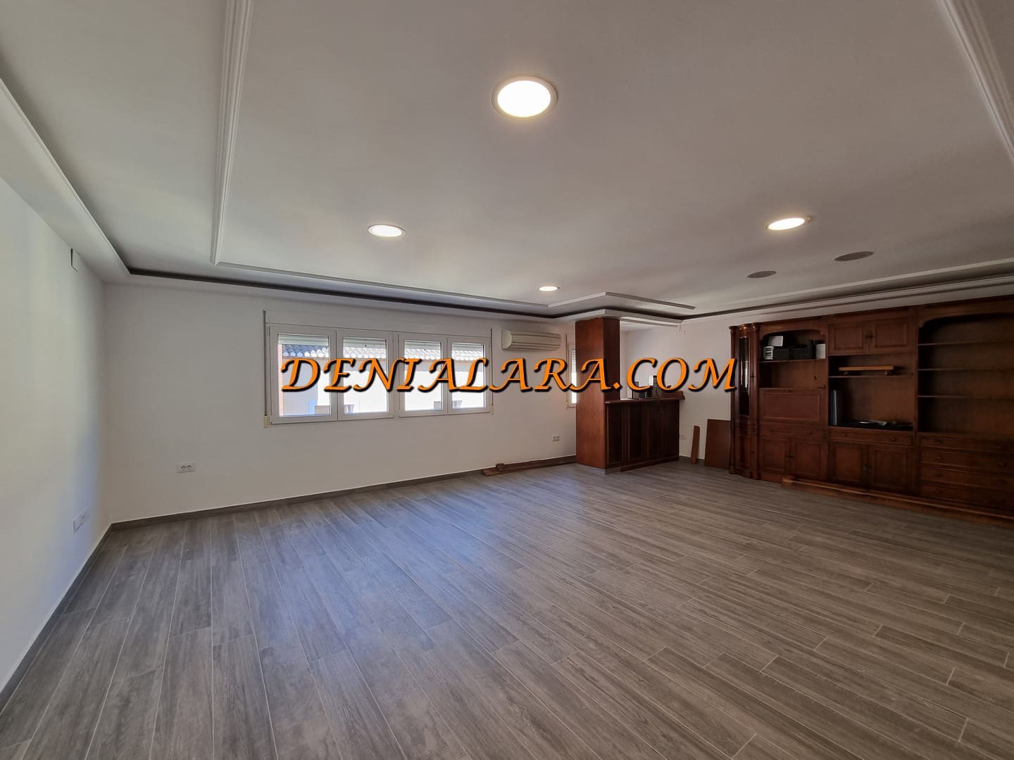 4 bedroom Flat for rent in Denia - € 1,500 (Ref: 9834860)
