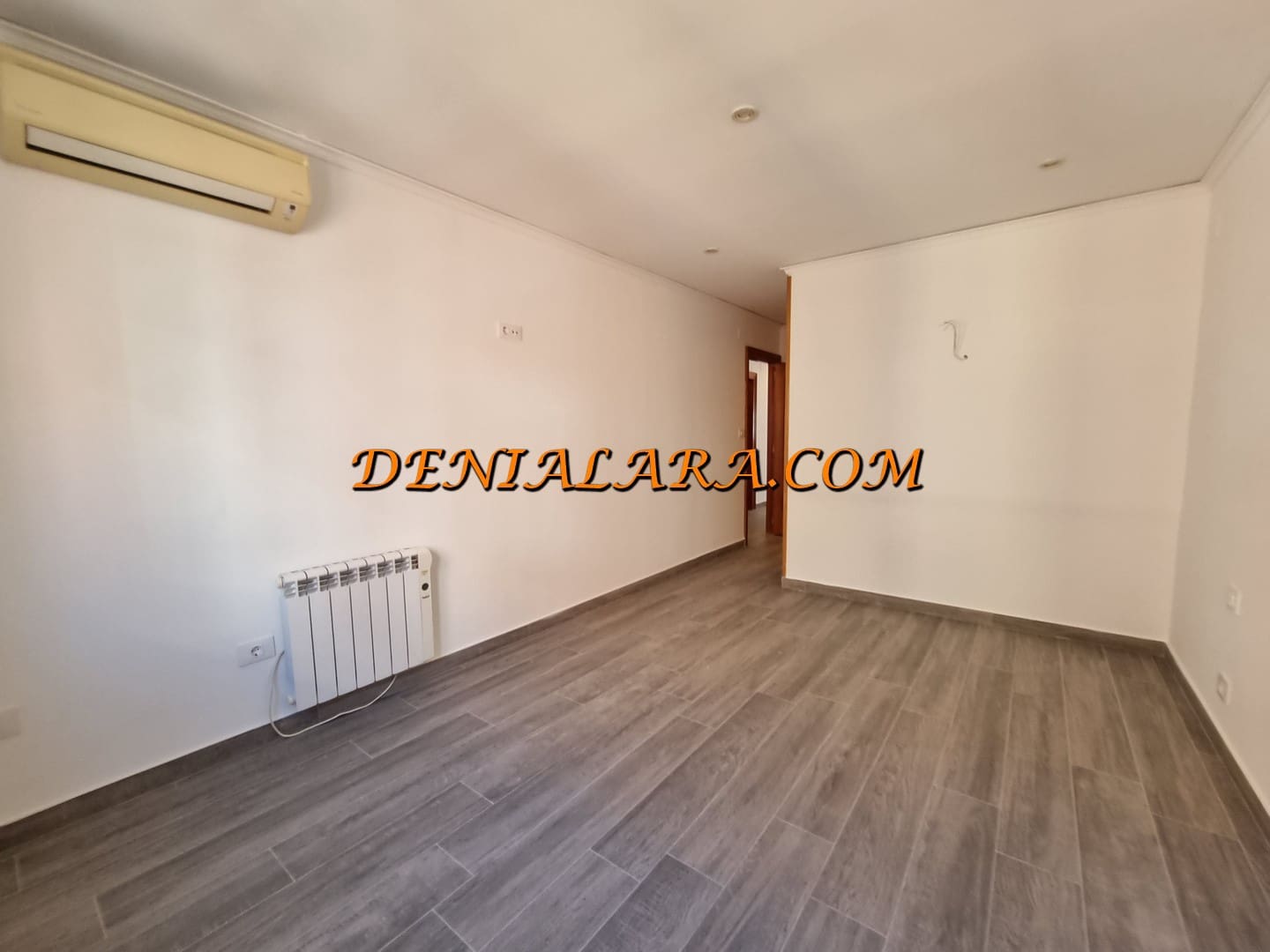4 bedroom Flat for rent in Denia - € 1,500 (Ref: 9834860)
