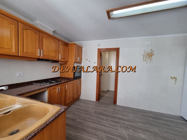 4 camera da letto Appartamento da affittare in Dénia - 1.500 € (Rif: 9834860)